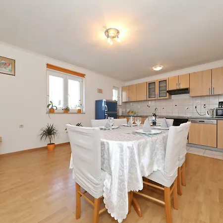 Holiday home Zdravka Zadar